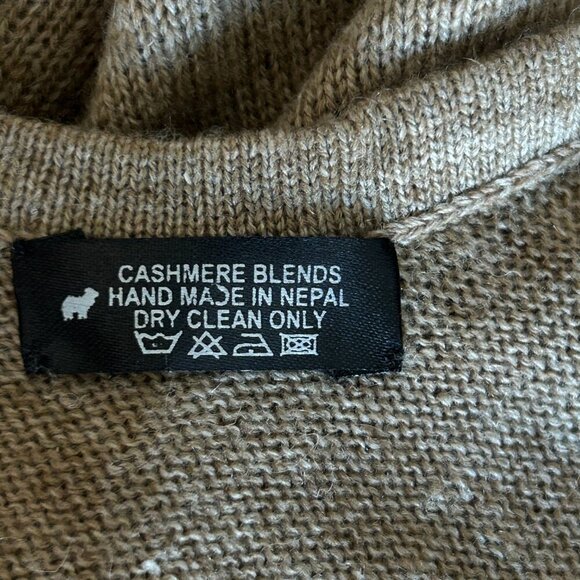 Tan Camel Cashmere Cape Shrug Poncho One Size Made in Nepal - Picture 4 of 5